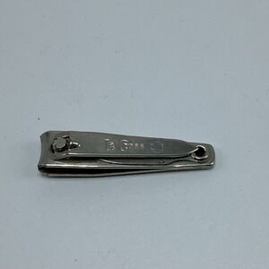Vintage La Cross Finger Nail Clippers‎